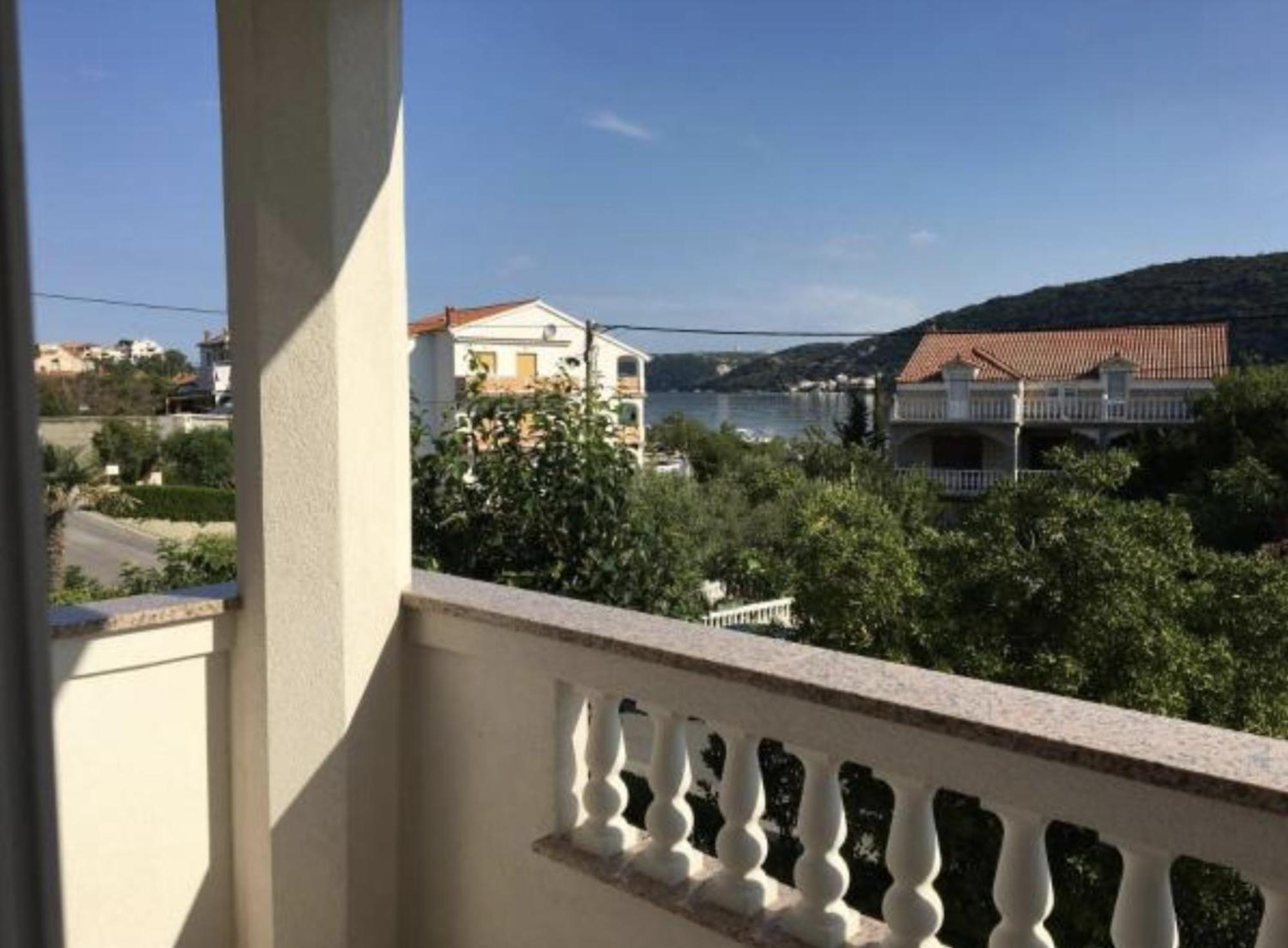 Superior Rooms Sea Side View Раб Екстер'єр фото